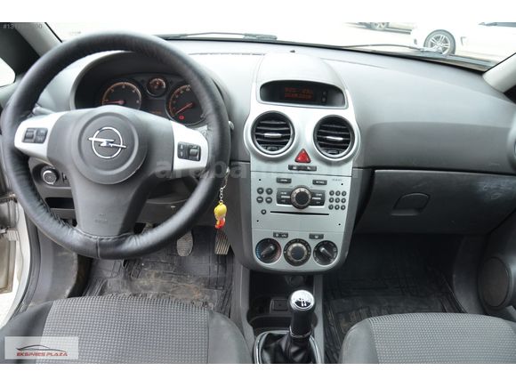 EKSPRES PLAZA'DAN 2012 OPEL CORSA 1.3 CDTI ESSENTİA