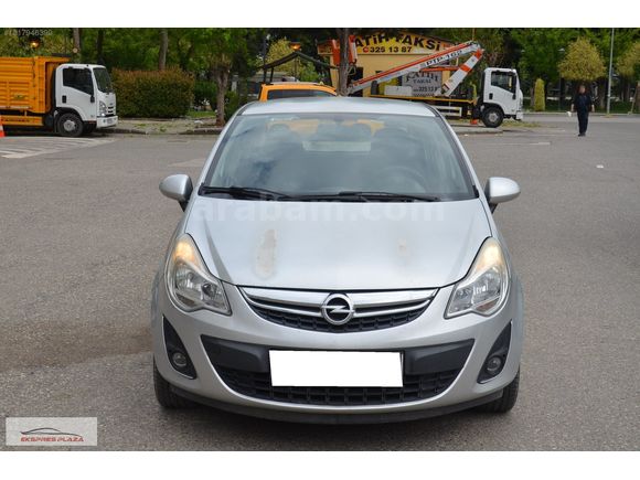 EKSPRES PLAZA'DAN 2012 OPEL CORSA 1.3 CDTI ESSENTİA