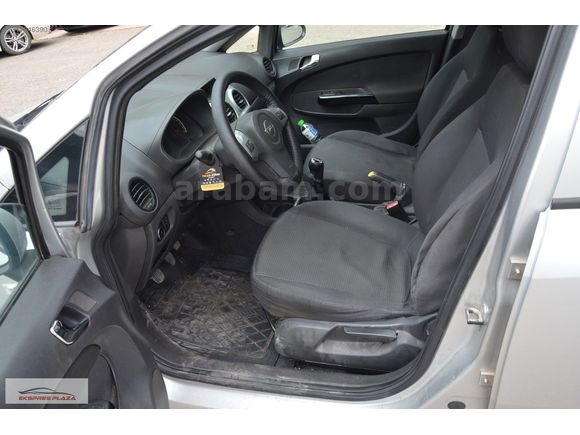 EKSPRES PLAZA'DAN 2012 OPEL CORSA 1.3 CDTI ESSENTİA