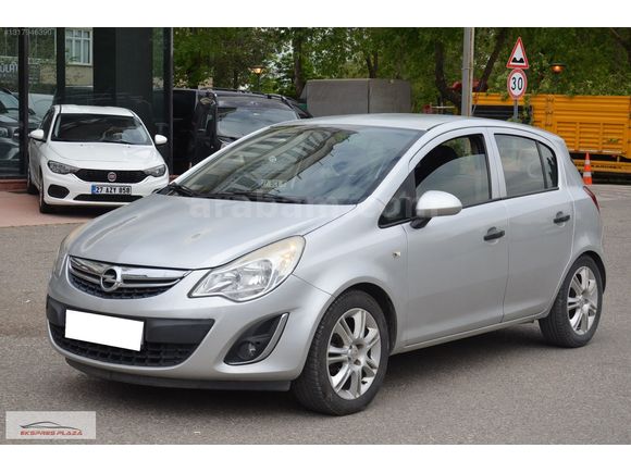 EKSPRES PLAZA'DAN 2012 OPEL CORSA 1.3 CDTI ESSENTİA