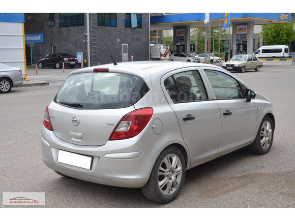 EKSPRES PLAZA'DAN 2012 OPEL CORSA 1.3 CDTI ESSENTİA