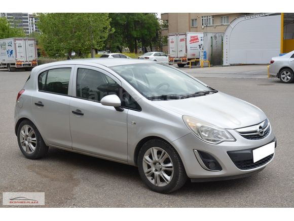 EKSPRES PLAZA'DAN 2012 OPEL CORSA 1.3 CDTI ESSENTİA