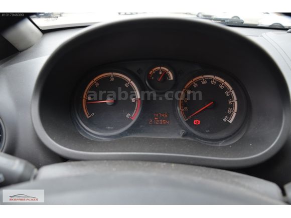 EKSPRES PLAZA'DAN 2012 OPEL CORSA 1.3 CDTI ESSENTİA