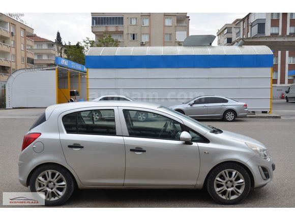 EKSPRES PLAZA'DAN 2012 OPEL CORSA 1.3 CDTI ESSENTİA