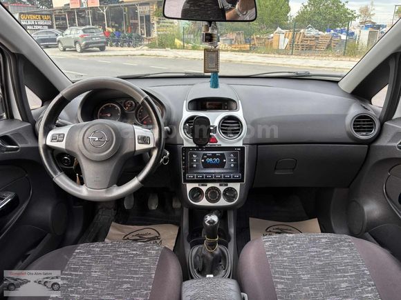 ÖZMENLER'DEN 2013 OPEL CORSA 1.3CDTİ ESSENTİA 160.000 KM BAKIMLI