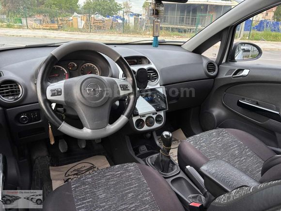 ÖZMENLER'DEN 2013 OPEL CORSA 1.3CDTİ ESSENTİA 160.000 KM BAKIMLI