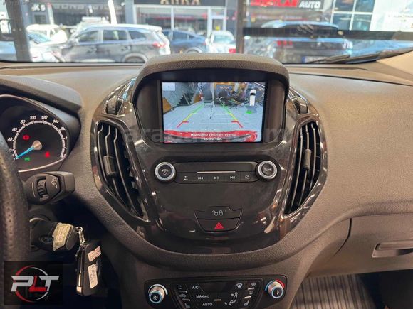 POLAT'TAN 2022 MODEL FORD COURİER TİTANİUM PLUS FUL+FULL SERİSİ