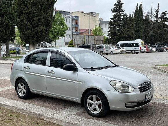 2012 HYUNDAI ACCENT ERA 1.5 CRDİ 110 BG ABS'Lİ