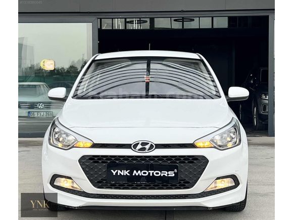 YNK'DAN 2015 HYUNDAİ İ20 1.4MPI JUMP HATASIZ BOYASIZ