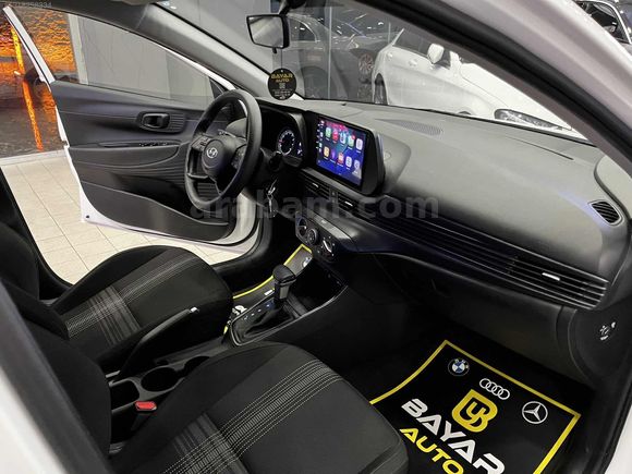 2022 MODEL DEĞİŞENSİZ GERİ GÖRÜŞ CAR PLAY HYUNDAİ İ20 S.BAKIML