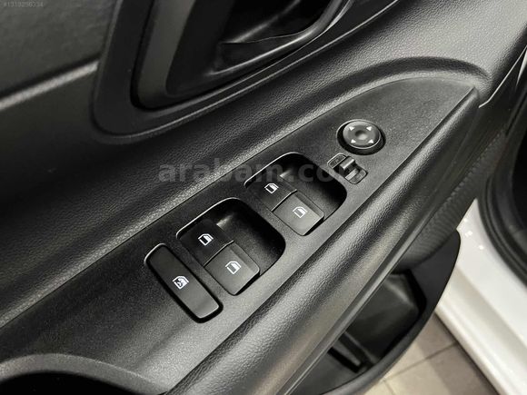 2022 MODEL DEĞİŞENSİZ GERİ GÖRÜŞ CAR PLAY HYUNDAİ İ20 S.BAKIML