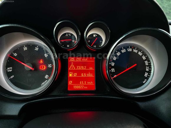ÜMİT OTO'DA - 2014 MODEL OPEL ASTRA 1.6 CDTI EDİTİON