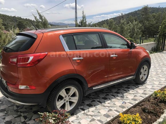 Sahibinden Kia Sportage 1.6 GDI Concept Plus 2013 Model  140.000 km Turuncu