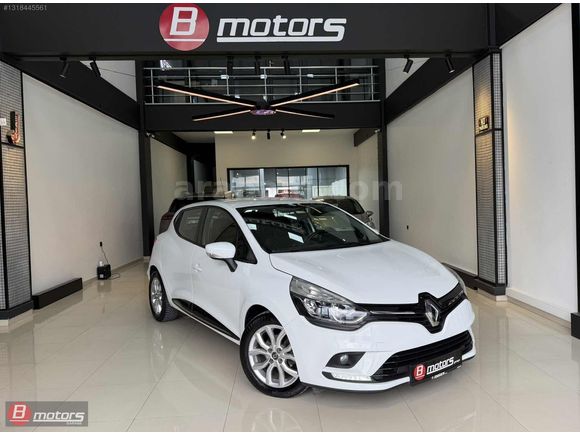 DEĞİŞENSİZ 78 BİN KM OTOMATİK VİTES 2018 1.2 TURBO TOUCH CLİO
