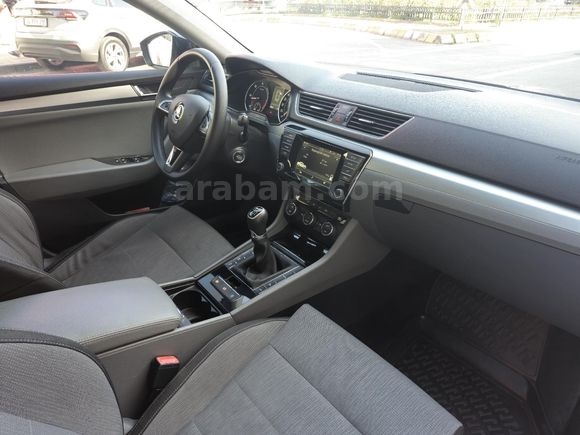 2. Sahibinden - Sıfır Sandık Motorlu - Superb