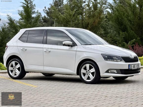 *** TR DE NADİR BULUNAN 2016 MODEL SKODA FABİA CAM TAVAN ***