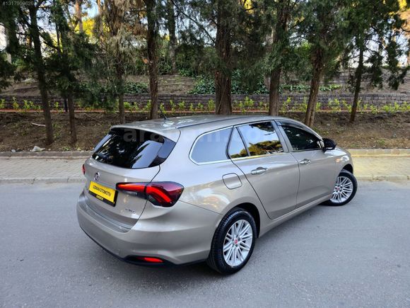 HATASIZ BOYASIZ 82 BİNDE STATİON WAGON EGEA...