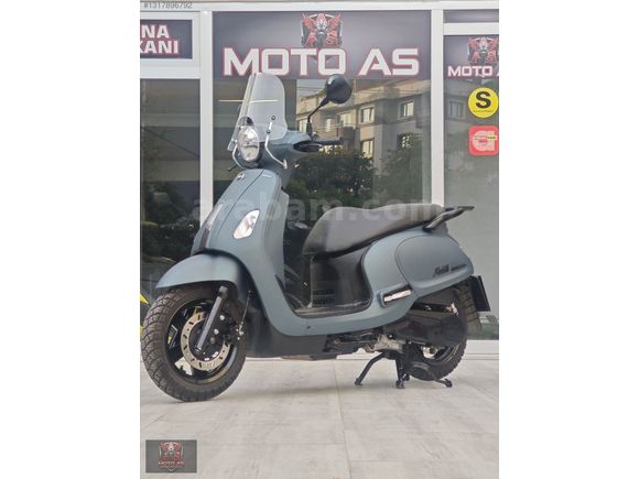 Galeriden SYM Fiddle IV 125 2023 Model Bursa 17.500 km Yeşil