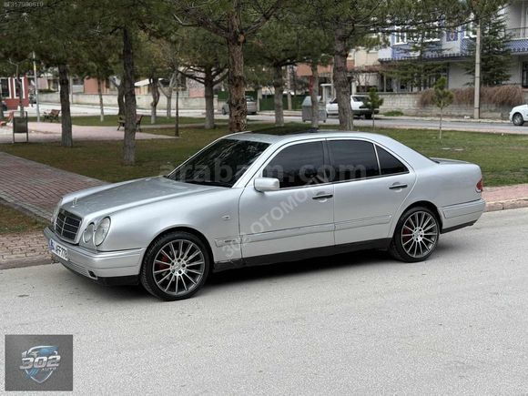 302// DEN MERCEDES E200 K.K 12 TAKSİT SEÇENEĞİ