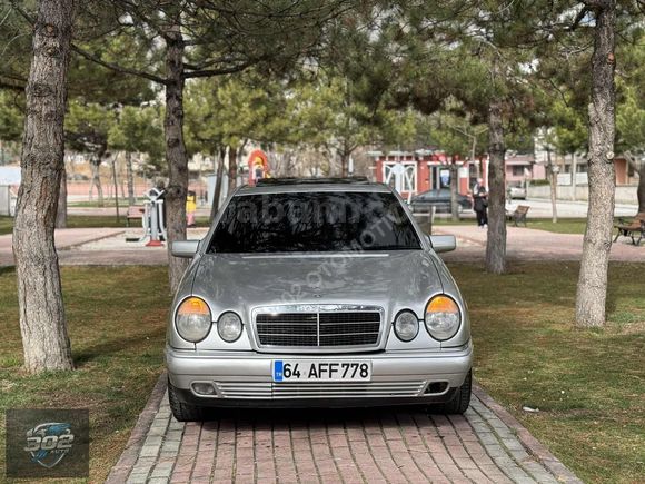 302// DEN MERCEDES E200 K.K 12 TAKSİT SEÇENEĞİ