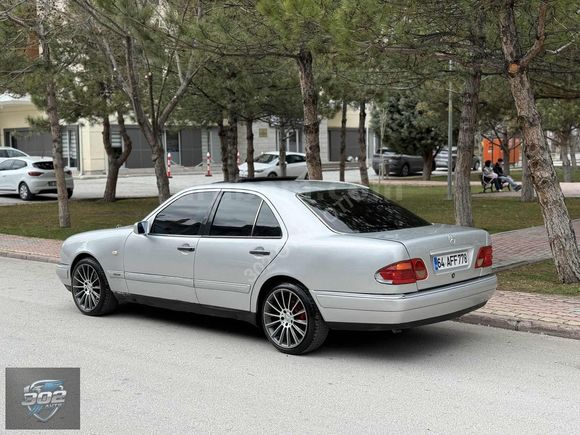 302// DEN MERCEDES E200 K.K 12 TAKSİT SEÇENEĞİ