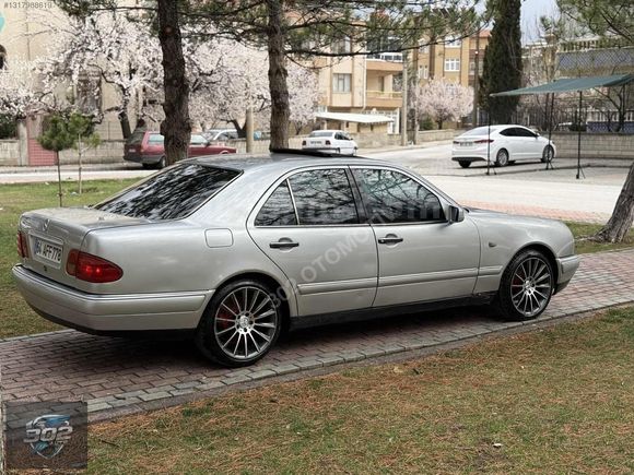 302// DEN MERCEDES E200 K.K 12 TAKSİT SEÇENEĞİ