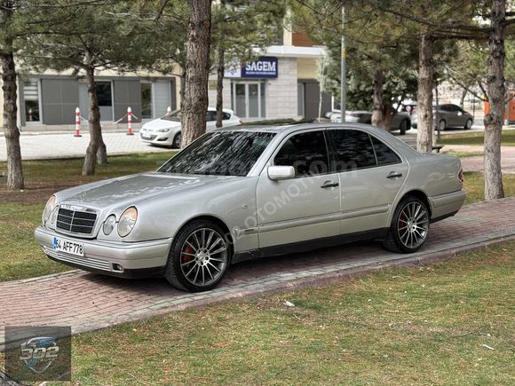 302// DEN MERCEDES E200 K.K 12 TAKSİT SEÇENEĞİ
