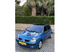 ÖZ OTOMOTİV'Den Değişensiz Boyasız Clio