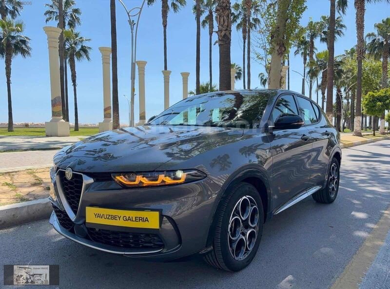 27000 KM'DE 2024 ÇIKIŞLI BOYASIZ ALFA TONALE 1.6 Tİ
