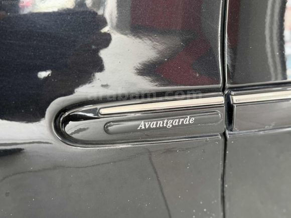 HS MOTORS E 220 CDI AVANTGARDE