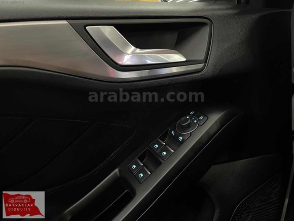BAYRAKLAR'DAN 2025 FORD FOCUS 1.5 ECOBLUE TİTANİUM STİL