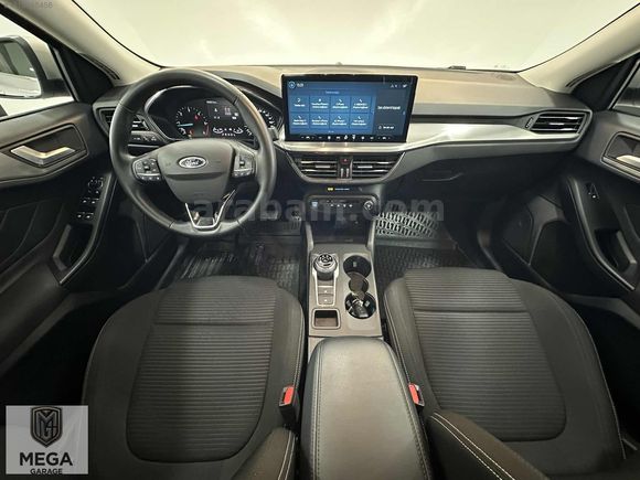 MEGA GARAGE 2024 FORD FOCUS 1.5 ECOBLUE TİTANİUM STİL HATASIZ