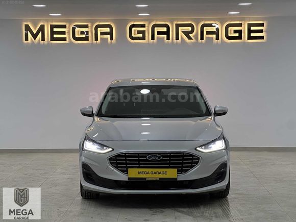 MEGA GARAGE 2024 FORD FOCUS 1.5 ECOBLUE TİTANİUM STİL HATASIZ