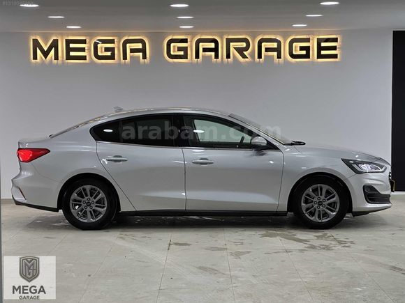 MEGA GARAGE 2024 FORD FOCUS 1.5 ECOBLUE TİTANİUM STİL HATASIZ