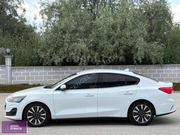 2023 Ford Focus 1.5 EcoBlue Titanium Stil 40.000 Km Boyasız