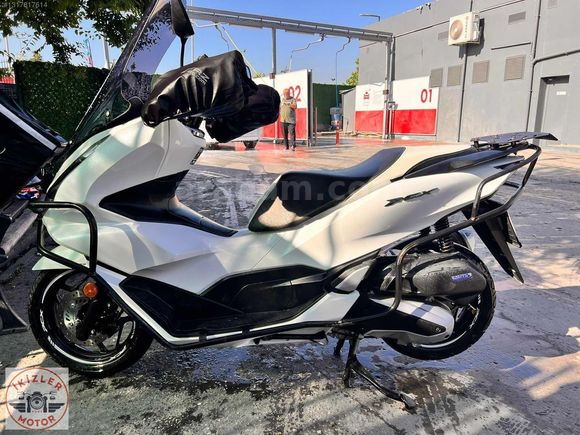 2023 MODEL AKSESUARLI BAKIMLI HATASIZ İSTANBUL TESLİM YAPILIR