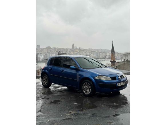 Sahibinden Renault Megane 1.6 Authentique 2005 Model  261.000 km Mavi
