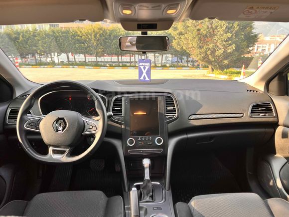 Sahibinden Renault Megane 1.3 TCe Joy 2022 Model Bursa