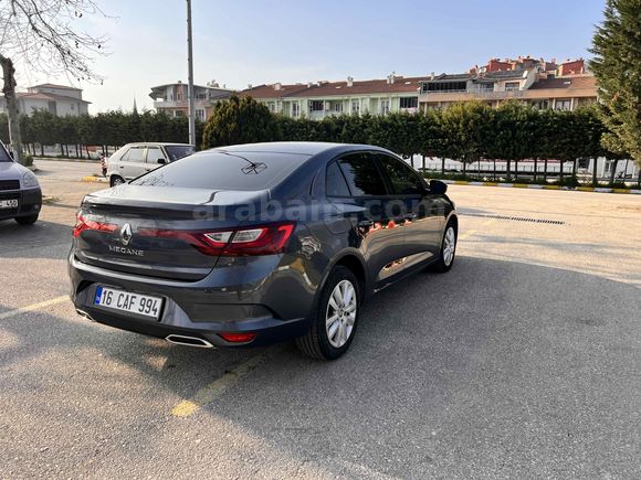 Sahibinden Renault Megane 1.3 TCe Joy 2022 Model Bursa