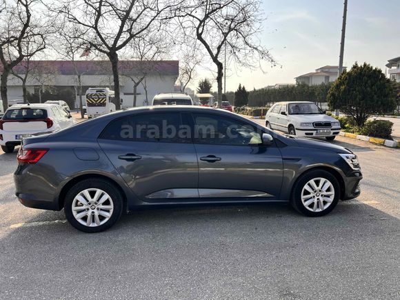 Sahibinden Renault Megane 1.3 TCe Joy 2022 Model Bursa