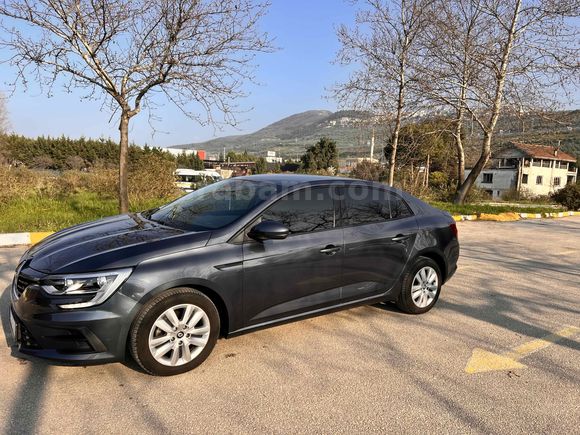 Sahibinden Renault Megane 1.3 TCe Joy 2022 Model Bursa