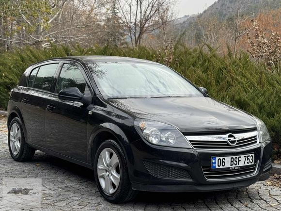 2012 1.6 ESSENTİA ASTRA HATASIZ BOYASIZ DEĞİŞENSİZ 183 KM