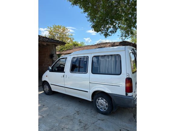 2. sahibindem temiz nissan venatta acil satılık