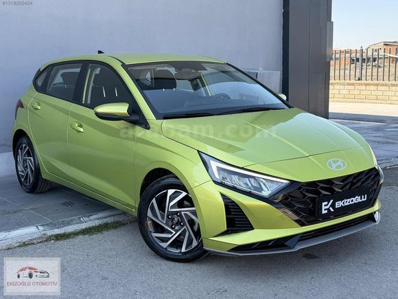 2025 HYUNDAİ İ 20 STYLE +100 Hp + NAVİGASYON +34.000 KM +BOYASIZ