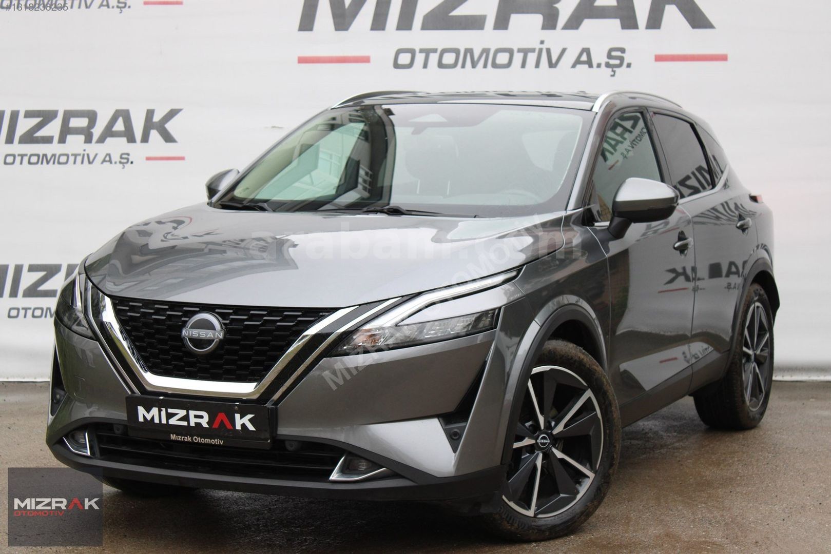 shiraz Qashqai square【専用ページ】 Galeriden Nissan Qashqai 1.3 DIG-T Sky Pack 2023 Model İstanbul