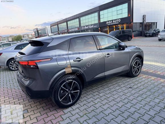 TAHİROĞLU'DAN 2023 QASHQAİ SKY PACK 37.00 KM HTSIZ