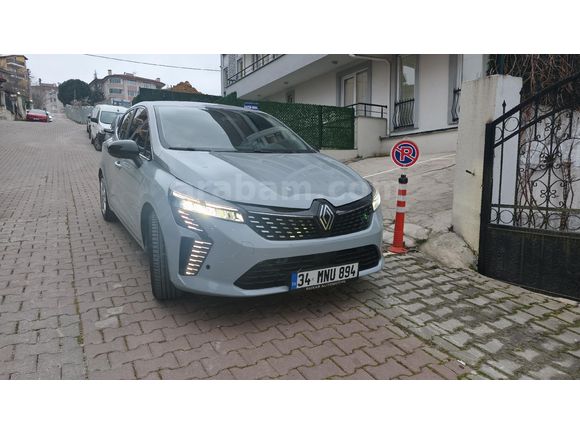 Sahibinden Renault Clio 1.0 TCe Gsr2 paket Evolution 2025 Çıkışlıi