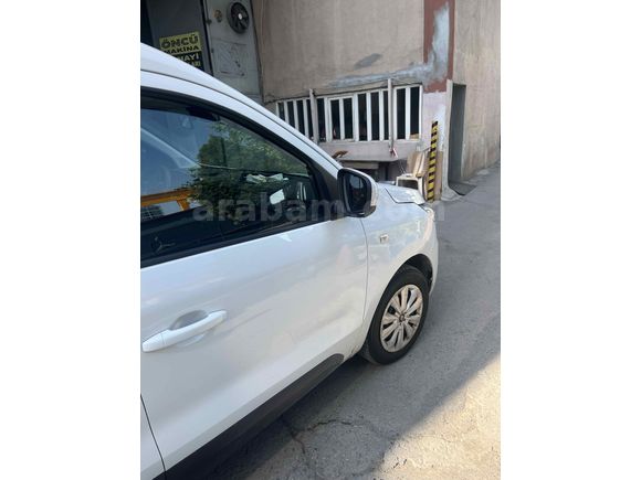 Sahibinden Renault Express Combi 1.5 BlueDCI Joy 2022 Model 