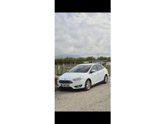 Sahibinden Ford Focus 1.6 TDCi Trend X 2015 Model  220.000 km Beyaz