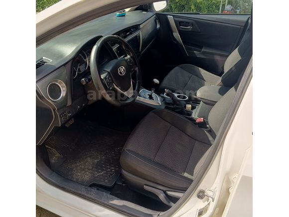 Sahibinden Toyota Auris 1.4 D-4D active 2012 Model